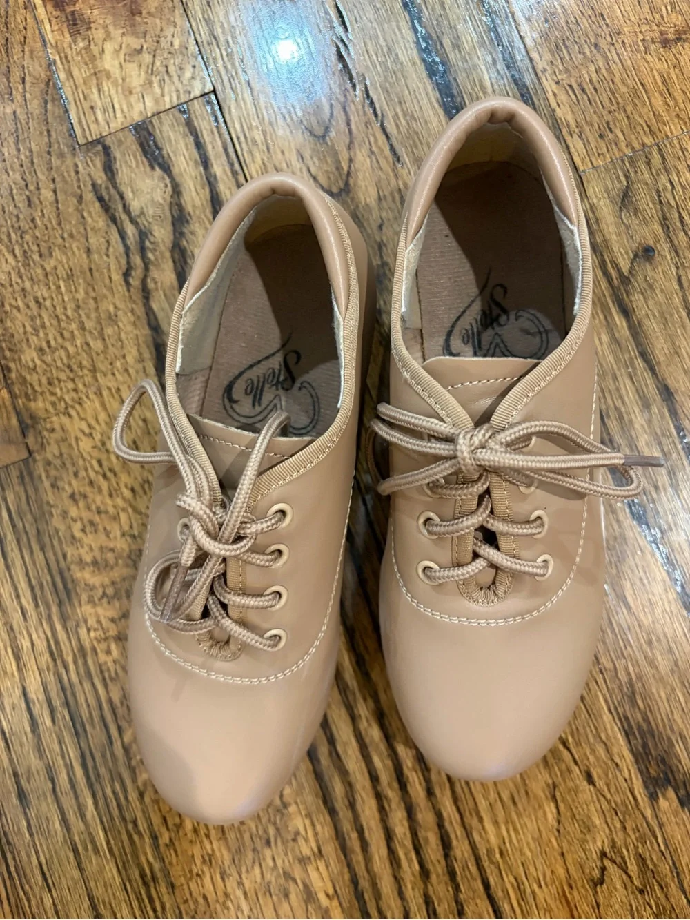 Stelle kids tap